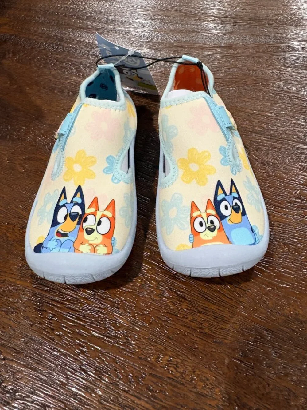 Ground Up Bluey Summer Slip On Water Beach Shoes  Light blue Velcro NWT NEW